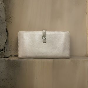 Chanel wallet